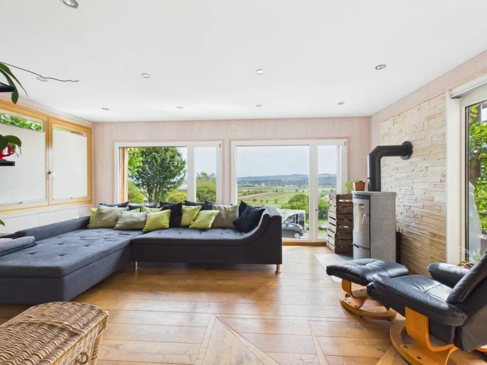 Charmant appartement 4.5 pièces avec vue imprenable – photo 3 sur 8