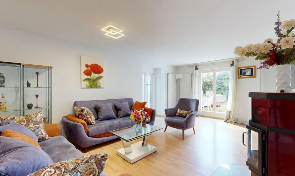 Freistehendes 5.5-Zimmer-Einfamilienhaus in Endingen – Foto 2 von 11