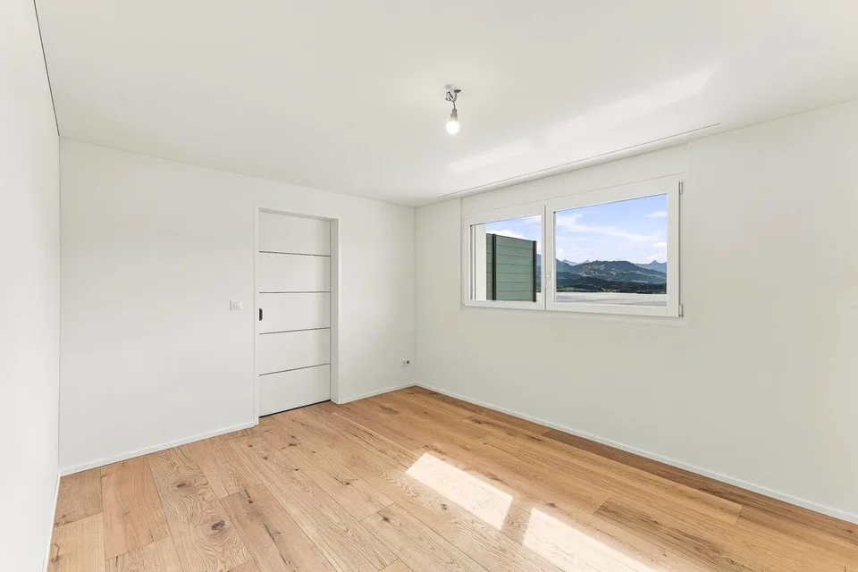 Exklusive, neu erstellte 3½-Zimmer-Attikawohnung in Oberägeri – photo 18 sur 20