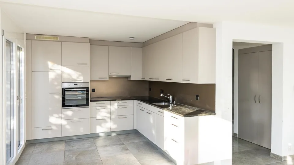 Zu vermieten Villa 6.5 Zimmer in Miège – Foto 3 von 14