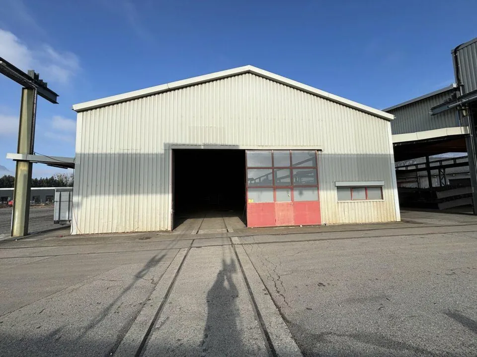 A louer: plusieurs halles, stocks, dépots, ateliers, production de ... – Foto 7 von 12
