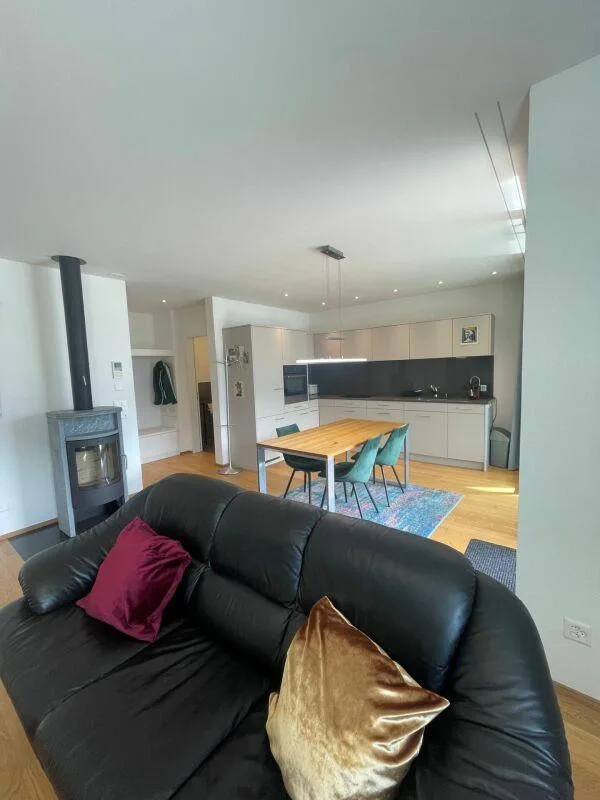 Limité : Appartement penthouse meublé et neuf avec une vue magnifique sur les montagnes – photo 3 sur 14