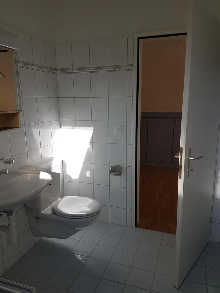 2 1/2 Zimmer-Dachwohnung – Foto 11 von 11