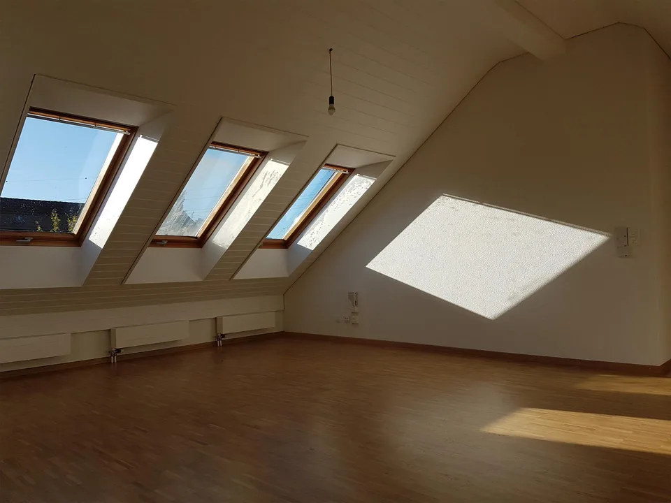 2 1/2 Zimmer-Dachwohnung – Foto 7 von 11