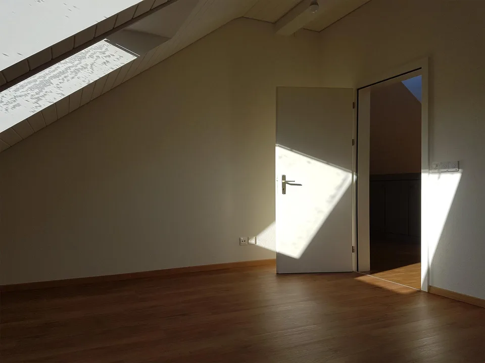2 1/2 Zimmer-Dachwohnung – Foto 10 von 11