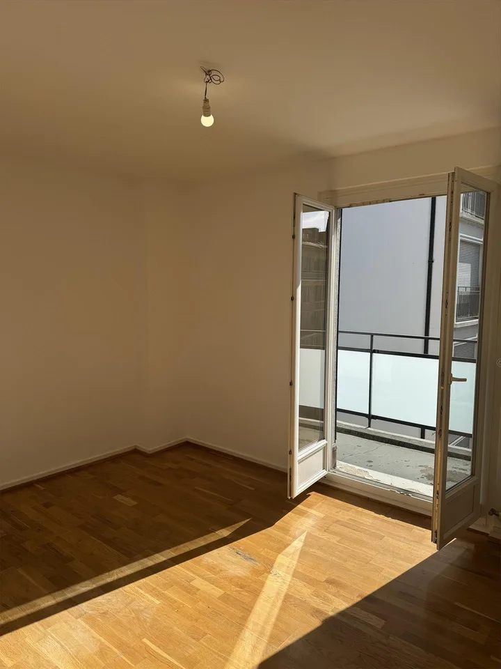 In pieno centro del quartiere Eaux-Vives, a 100 metri dal lago – foto 2 di 4