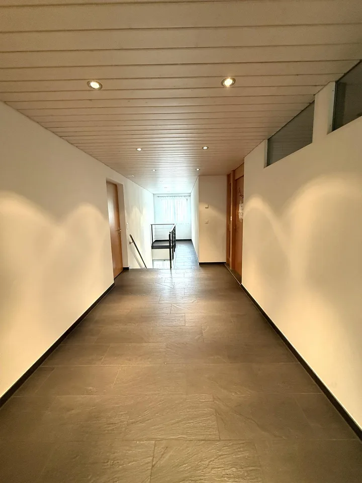 grosszügige 3.5-Zimmer-Wohnung | Wohnen wie im eigenen Hausteil – foto 10 di 12