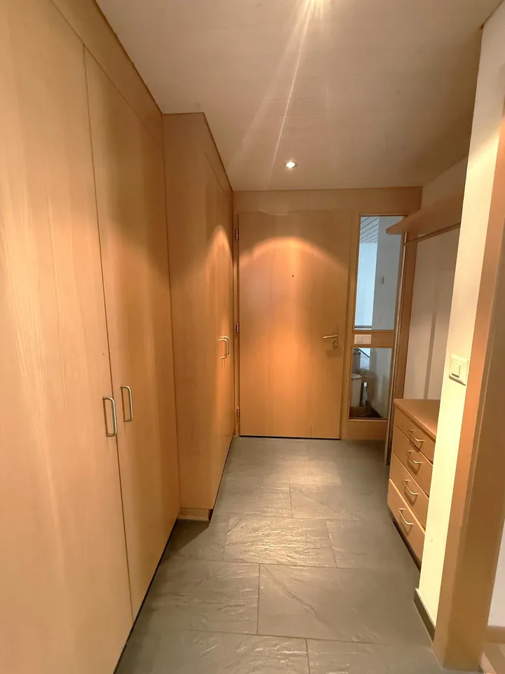 grosszügige 3.5-Zimmer-Wohnung | Wohnen wie im eigenen Hausteil – foto 9 di 12