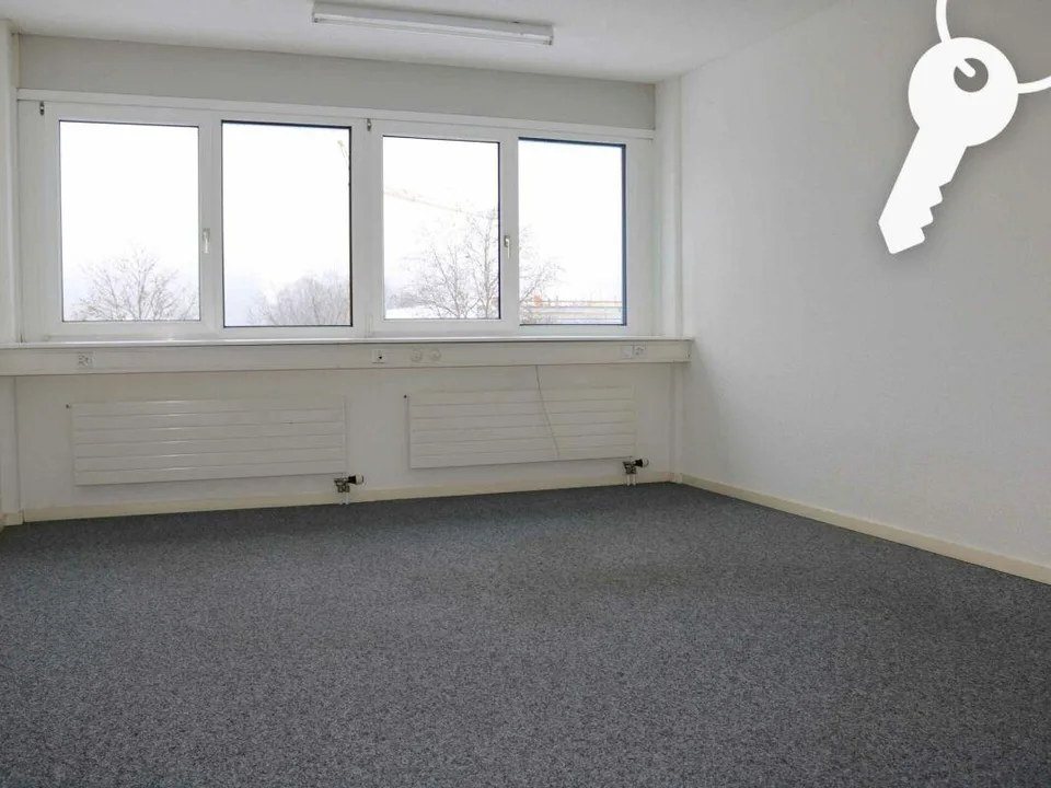 Büro-, Praxis- oder Schulungsraum in Zuchwil – Foto 6 von 6