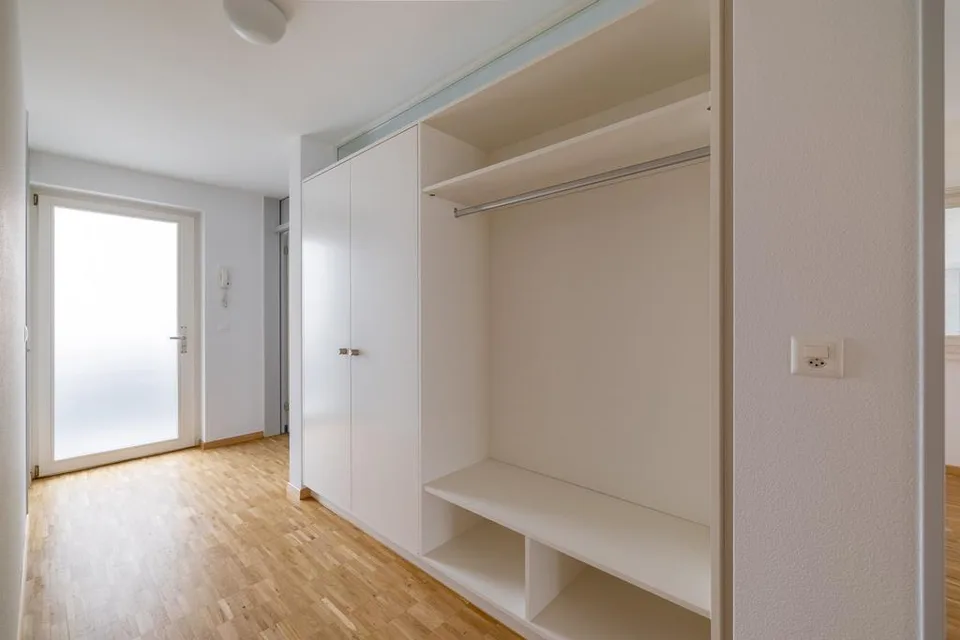 Helle 3.5-Zimmer-Wohnung mit schönem Balkon – Foto 6 von 10