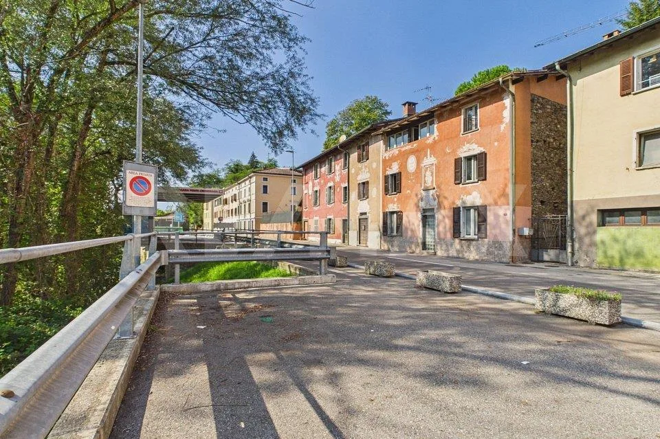 9 Zimmer Einfamilienhaus in Monteggio – Foto 4 von 13