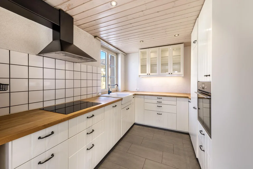 Spannendes Einfamlienhaus zur vielseitigen Nutzung geeignet – photo 7 of 13