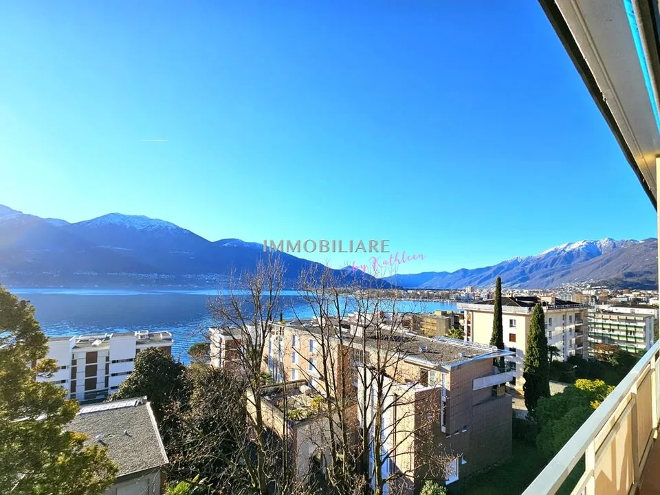 Ihr Logenplatz am Lago Maggiore: Attika mit Hallenbad und Kamin – foto 17 di 22