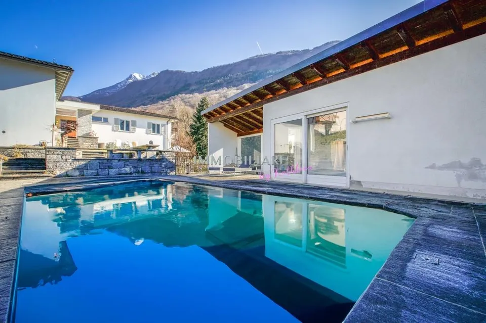 Villa mit Pool und grossem Garten, für Tiere geeignet, auch zum Bauen – photo 15 sur 15
