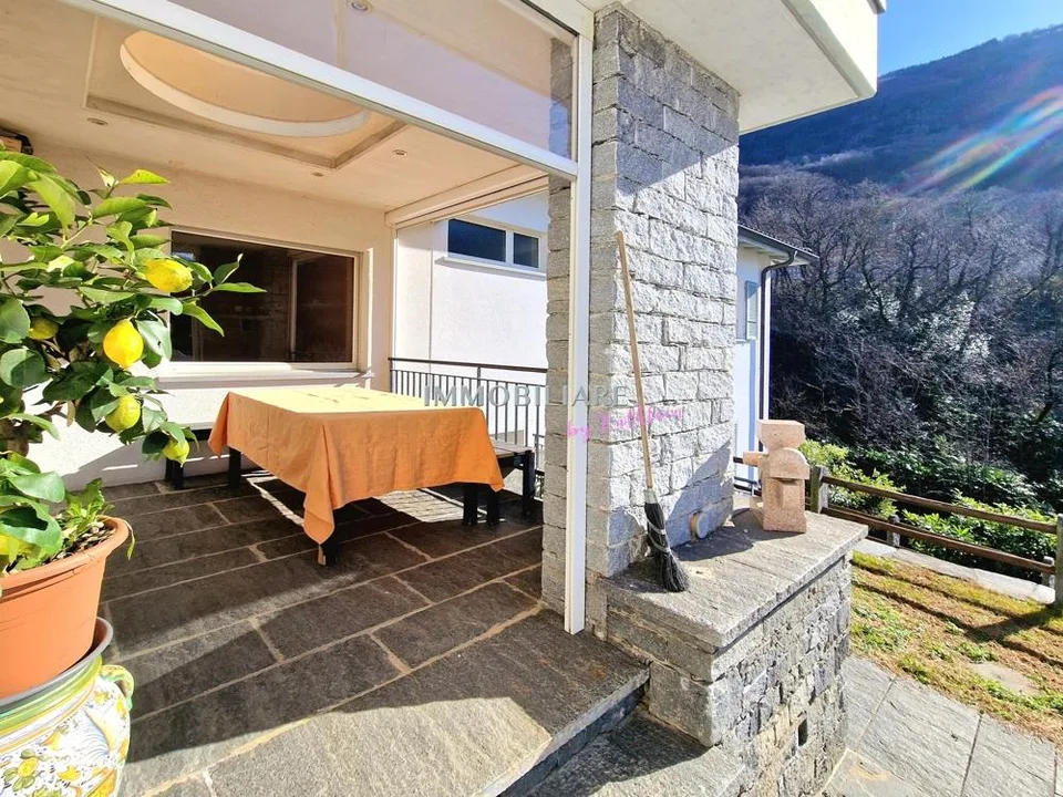 Villa mit Pool und grossem Garten, für Tiere geeignet, auch zum Bauen – photo 4 sur 15
