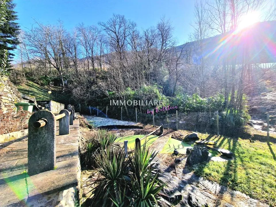 Villa mit Pool und grossem Garten, für Tiere geeignet, auch zum Bauen – photo 14 sur 15