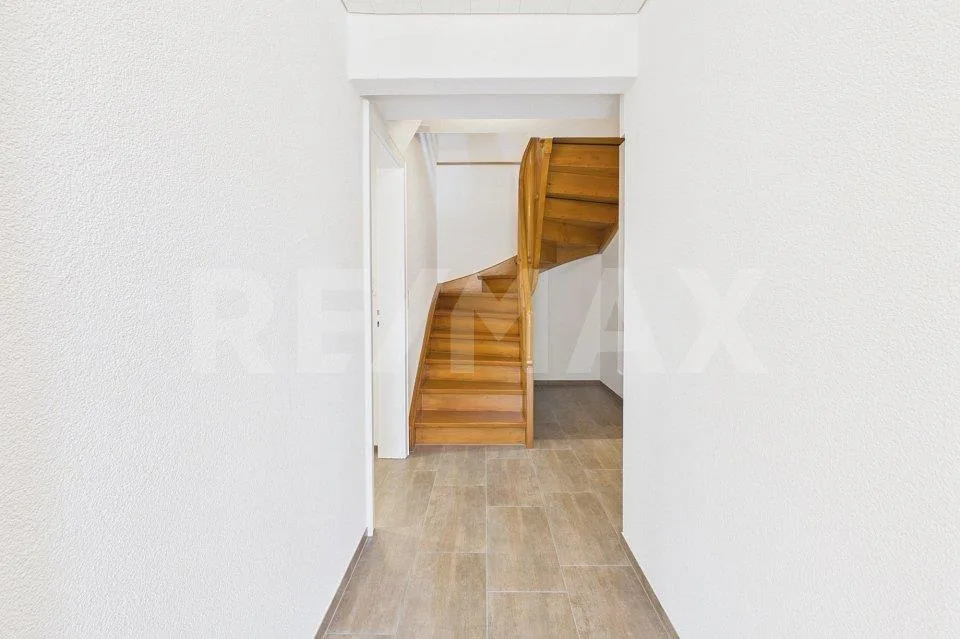 Kernsaniertes 8-Zimmer-Eigenheim mit viel Raum und Charakter – foto 12 di 13