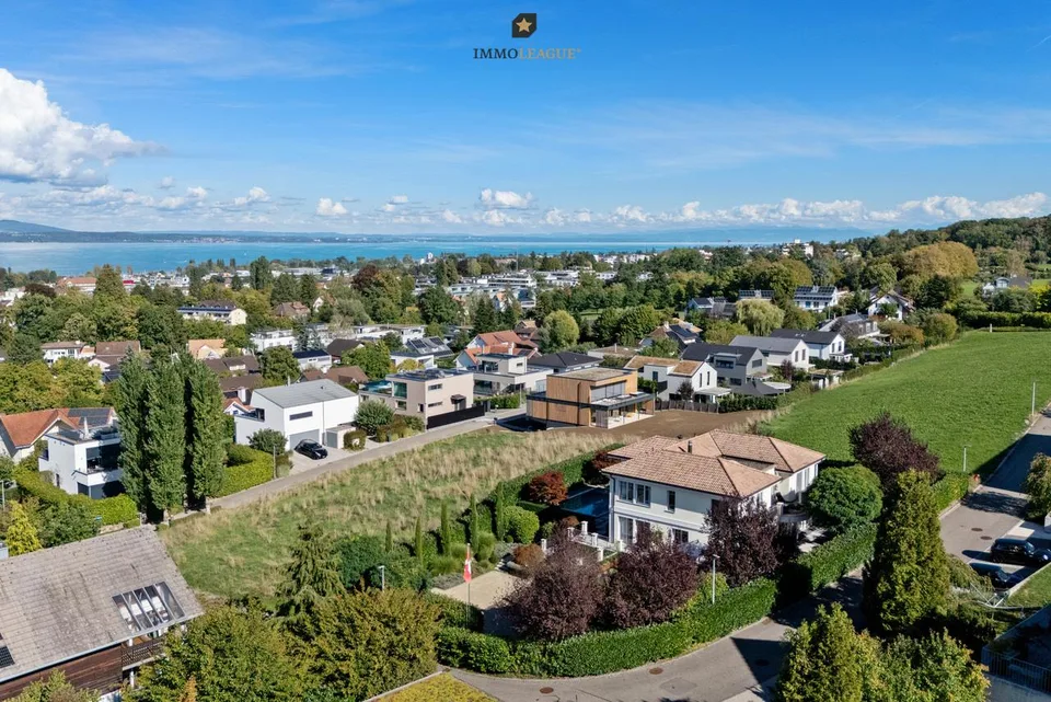 Grandiose Luxusvilla mit Pool und Seesicht – foto 13 di 16