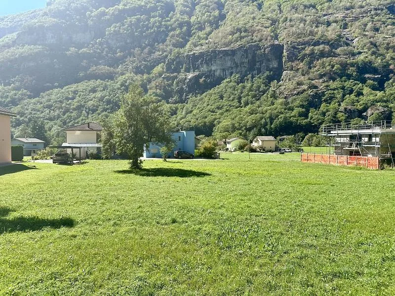 Baulandgrundstück R3 mit schöner Aussicht / terreno edif. di 829... – Foto 5 von 7