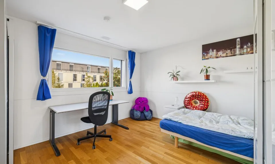 Maison de famille élégante avec jardin et terrasse en attique – photo 7 sur 11