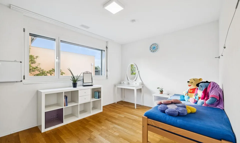 Maison de famille élégante avec jardin et terrasse en attique – photo 8 sur 11