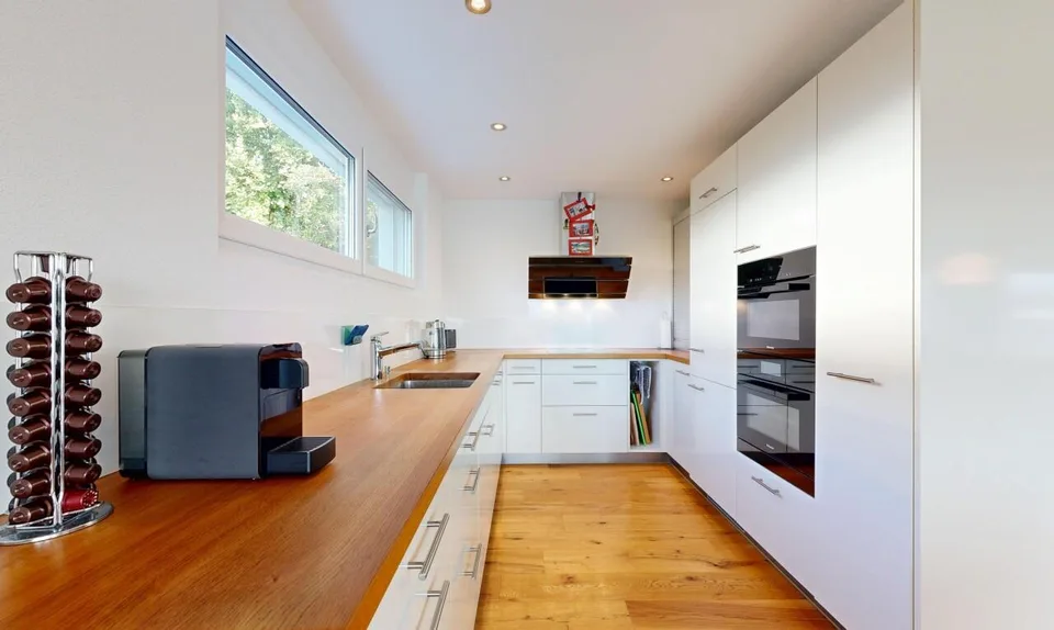 Modernes 5.5-Zimmer-Einfamilienhaus mit fantastischer Aussicht – Foto 5 von 11