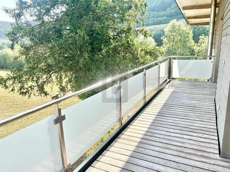 HOCHWERTIGE TERRASSENOASE MIT VIEL LICHT! – photo 2 sur 6