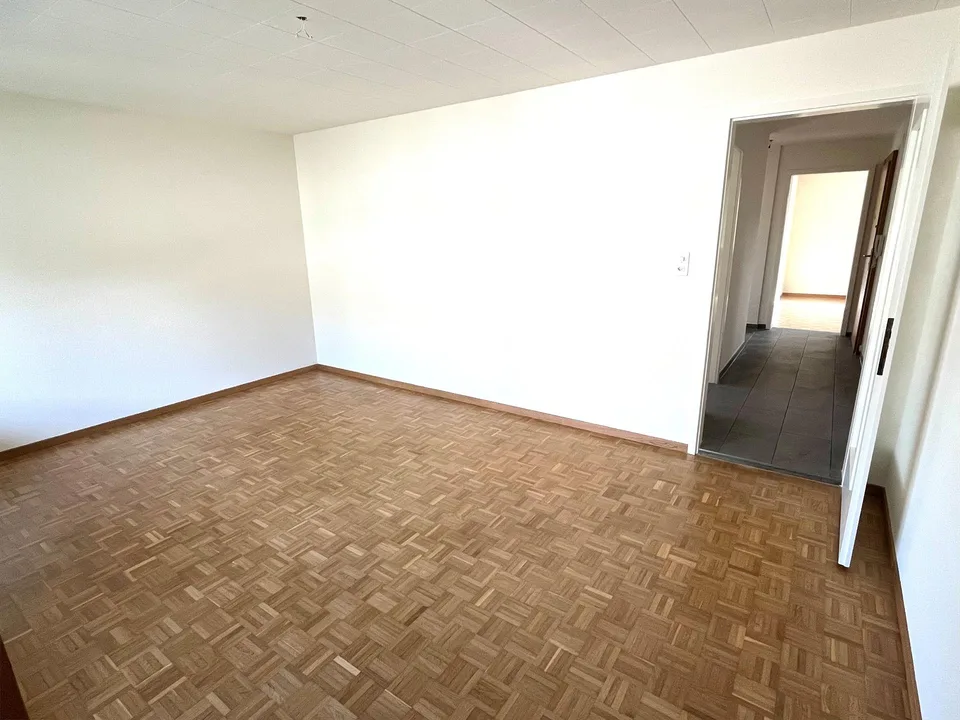 Gemütliche, ruhige 4.5 Z. Wohnung im "Grünen" und doch zentral – Foto 8 von 11