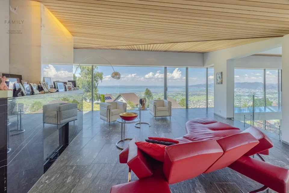 Traumhafte Luxus-Designervilla mit fantastischer Seesicht und Einli... – photo 8 sur 14