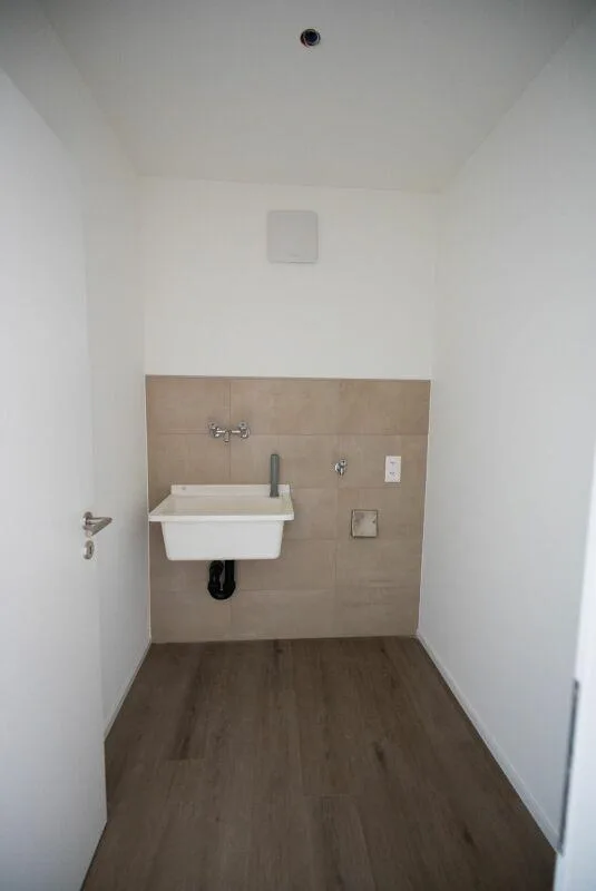 Neue und moderne 4,5-Zimmer-Wohnung in einer attraktiven Lage in Go... – photo 17 sur 20