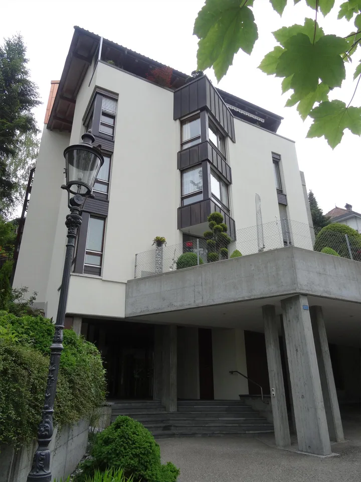 A large 3.5-room owner-occupied apartment with a special flair! – photo 4 of 24