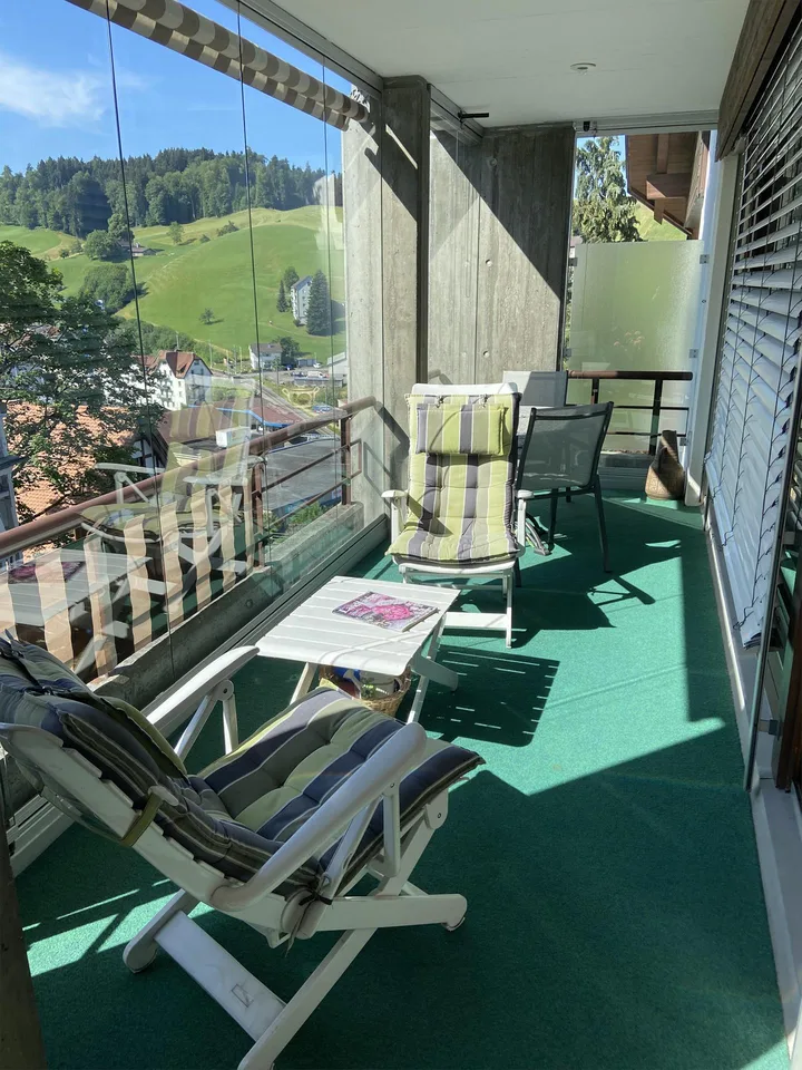 A large 3.5-room owner-occupied apartment with a special flair! – photo 19 of 24