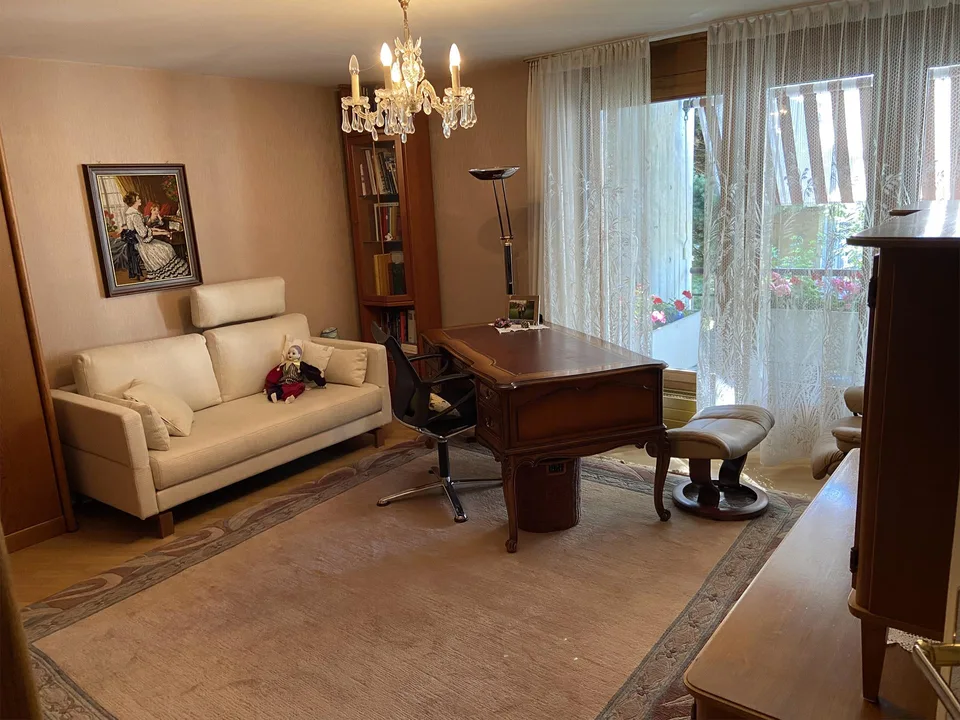 A large 3.5-room owner-occupied apartment with a special flair! – photo 14 of 24