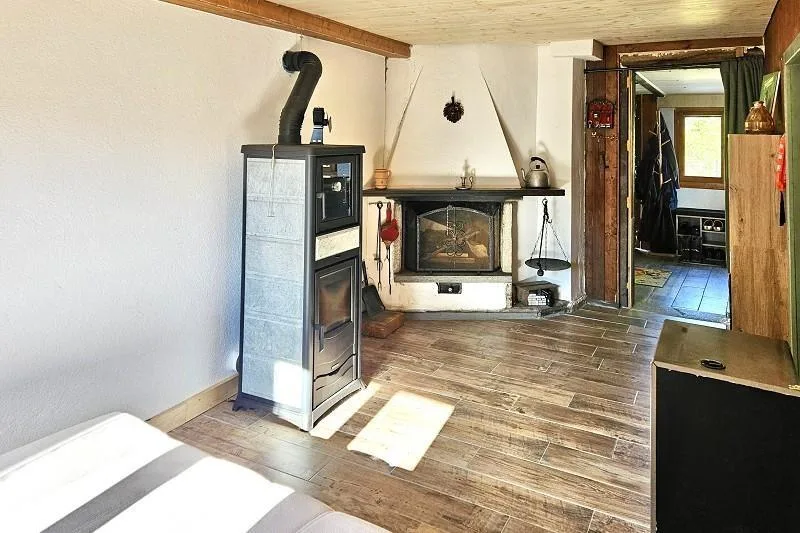 idyllisches 3 1/2-Zimmer-Bergrustico mit Umschwung und Panorama-Aus... – photo 5 sur 30