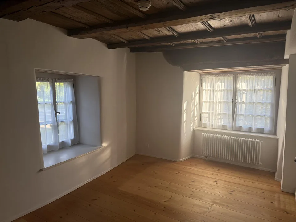 moderne und wunderschöne Wohnung mit antikem Flair – Foto 18 von 20