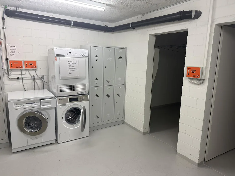moderne und wunderschöne Wohnung mit antikem Flair – Foto 20 von 20
