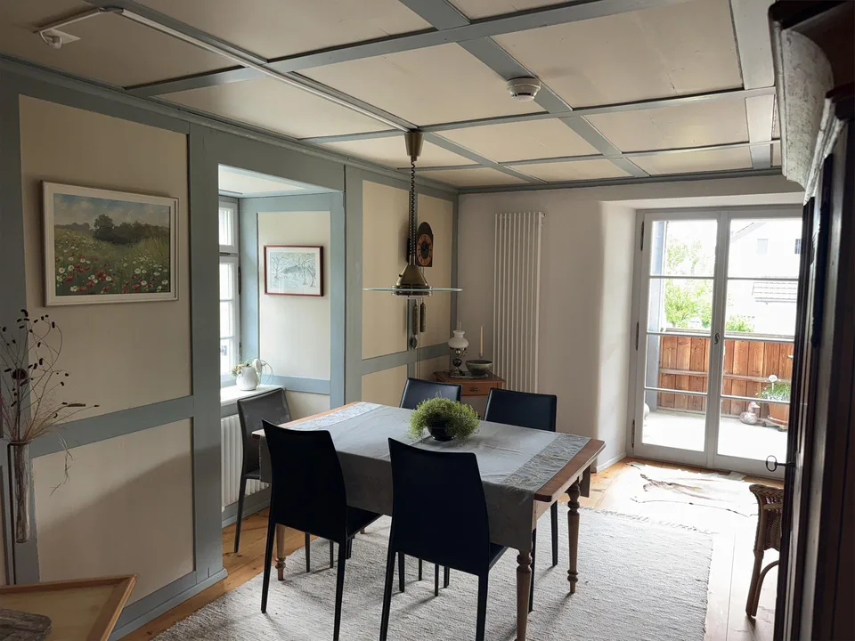 moderne und wunderschöne Wohnung mit antikem Flair – Foto 6 von 20