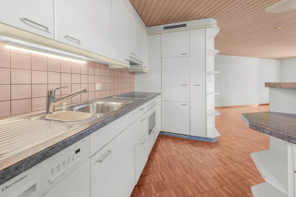 Vivre avec une vue : appartement de jardin 4,5 pièces avec beaucoup d'intimité – photo 5 sur 18