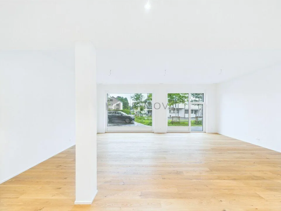 Repräsentatives Loft-Atelier mit grossem Schaufenster & Parkplätzen – Foto 4 von 10