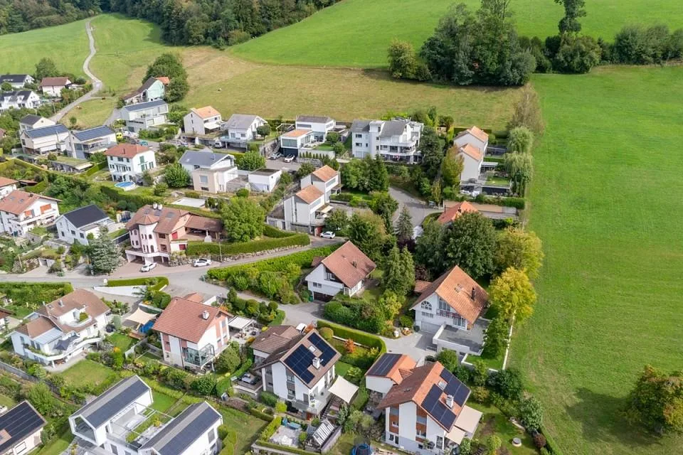 1’008 m² Grundstück in Honau mit Entwicklungspotenzial – Machbarkei... – Foto 4 von 6