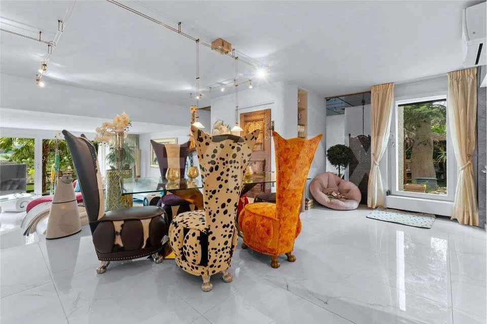 Privatsphäre, Weitblick und Feriengefühl – grosszügiges 5½-Zimmer-Haus – foto 5 di 13
