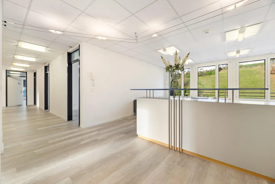 Raus aus dem Homeoffice rein in Ihr neues Büro! – Foto 3 von 6