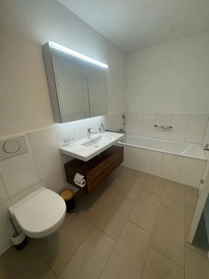 Einzigartige Gelegenheit: 2.5 Zimmerwohnung mit Rigiblick in Goldau – Foto 5 von 9
