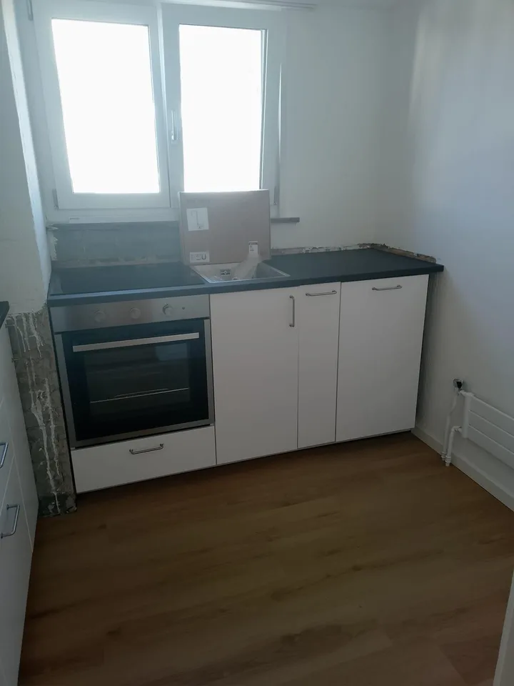 neu renovierte 3 Zimmer Wohnung (inkl. Parkplatz) – Foto 8 von 10