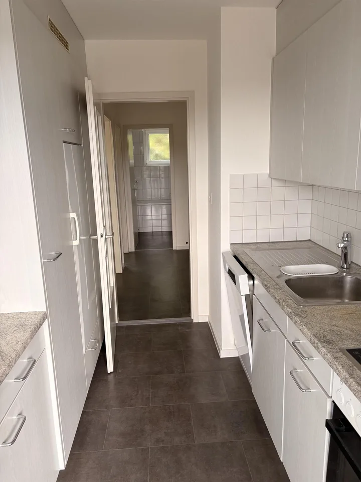 3.5 Zi.-Wohnung mit sonnigem Balkon – Foto 5 von 10