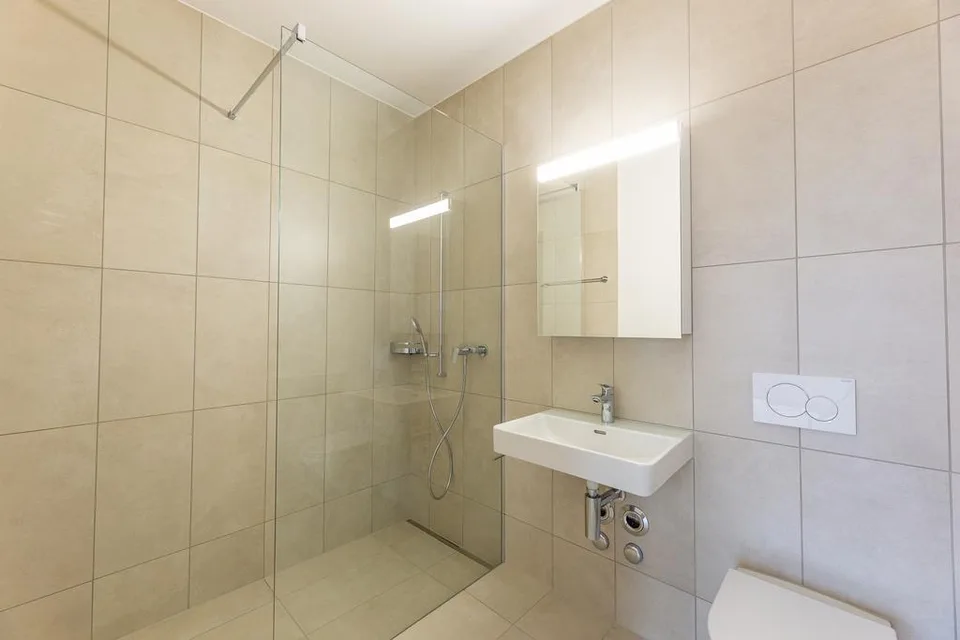 Moderne Wohnung direkt am Bahnhof Winterthur Hegi – Foto 6 von 8