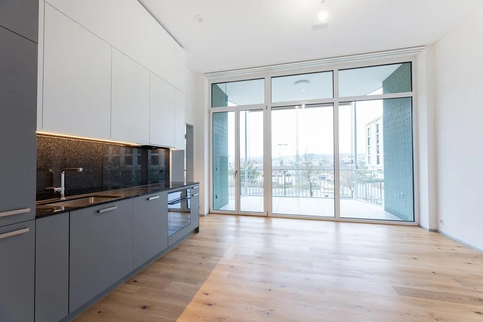 Moderne Wohnung direkt am Bahnhof Winterthur Hegi – Foto 2 von 8