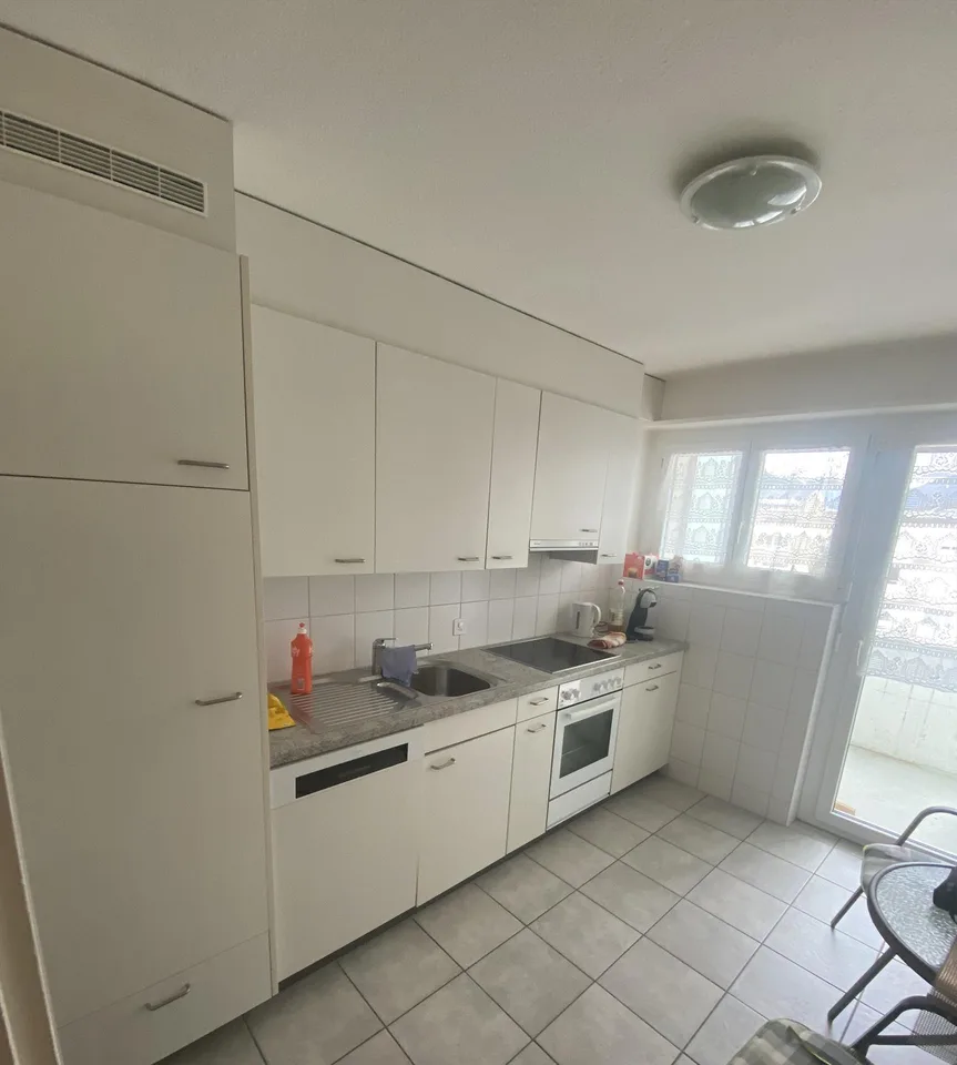 Gut gelegen wohnen in Cazis – foto 2 di 6