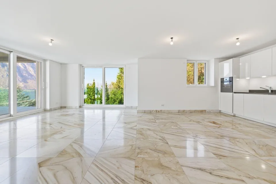 Residenza Ceresio 52: penthouse with a large panoramic terrace | Re... – Foto 8 von 14
