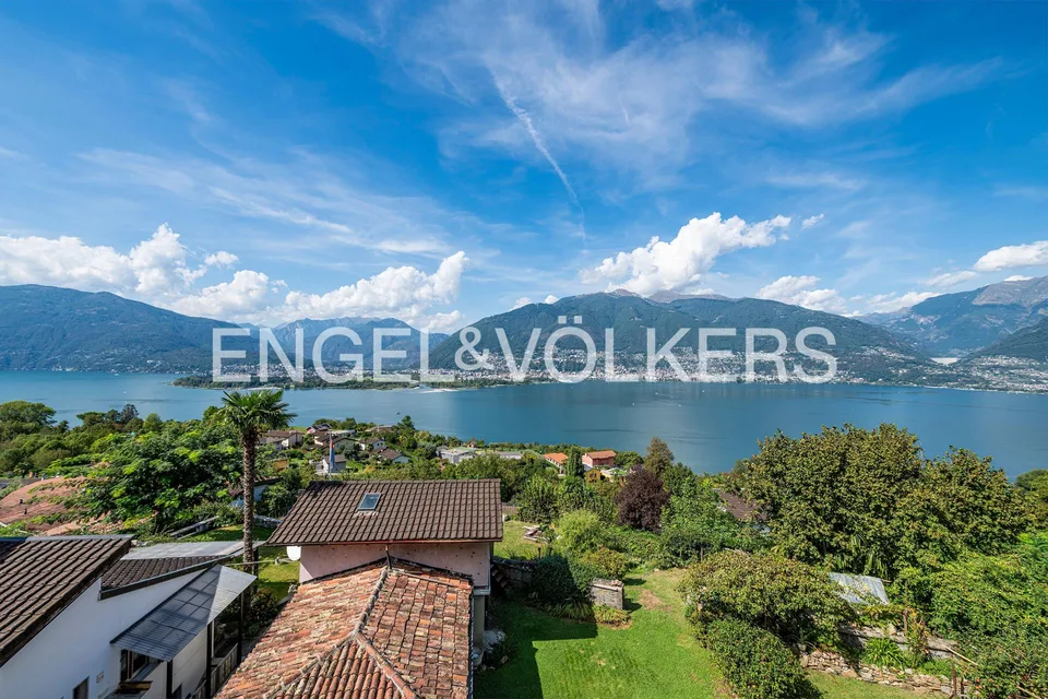 Una casa con storia sul Lago Maggiore (13) – foto 9 di 13